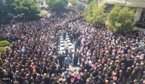 Többezer gyászoló a Golánon megölt drúz gyerekek temetésén
