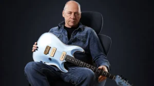 Mark Knopfler, az egykori Dire Straits gitárosa 75 éves